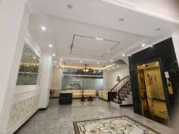 Hồ Tùng Mậu - Toà 32 căn hộ 2N1K 135m² MT 5,4m - 3 ô tô tránh - Thang máy - Dòng tiền 4 tỷ