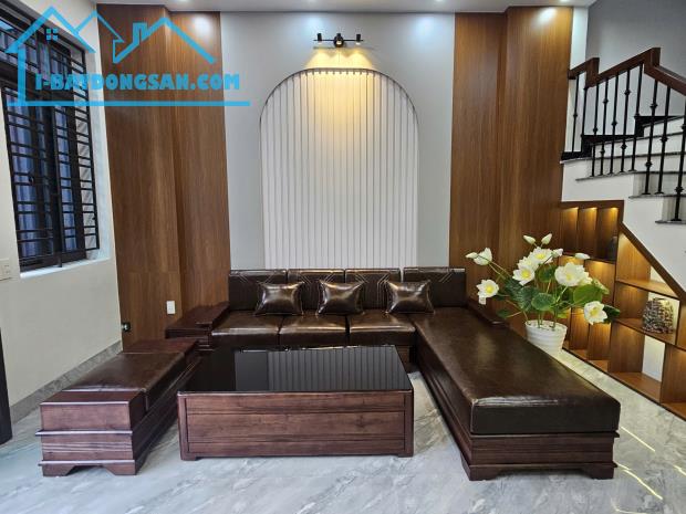 Bán nhà 3T ngõ Nguyễn Hữu Cầu TP Hải Dương DT 61m2 nhà mới về ở ngay 2.52 tỷ