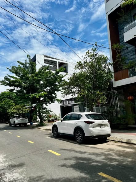 83 Bùi Công Trừng