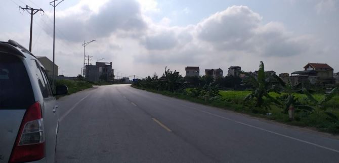 Cty bán 3,8 ha mặt đường 379, sổ đỏ 50 năm, chỉ 3,8 tr/m2