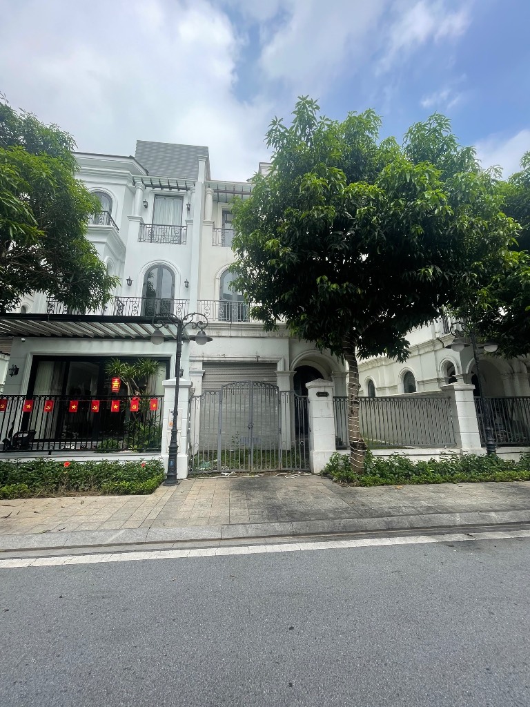 BÁN GẤP BIỆT THỰ SONG LẬP VINHOMES OEAN PARK 1, GIA LÂM, HÀ NỘI, 142M2, NGỘP BANK GIÁ CHỈ 25,5 TỶ