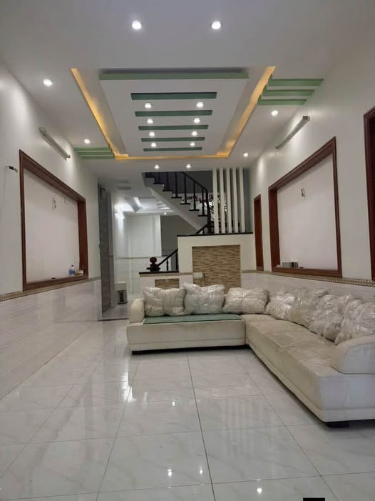 Gần Vincom 550